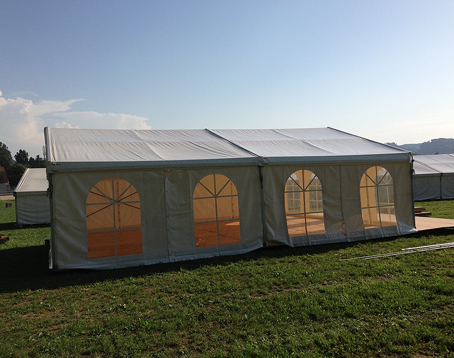 Giebelzelt8m2.3m